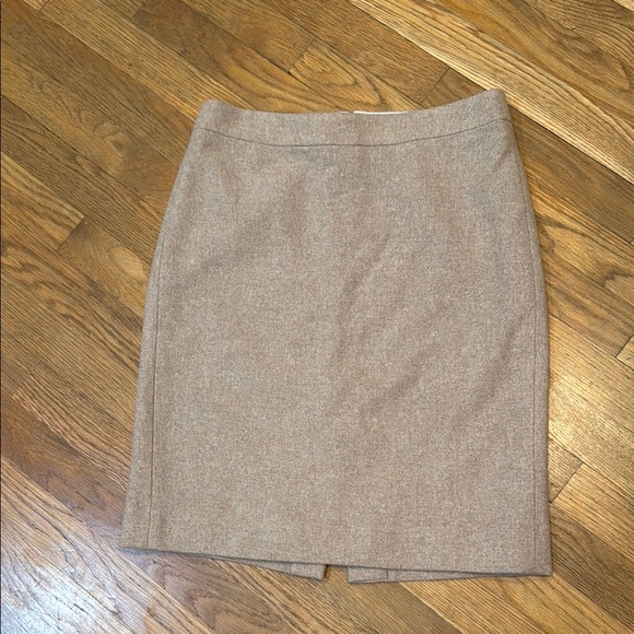 J. Crew Tan Pencil Skirt Sz 4 - Picture 1 of 5